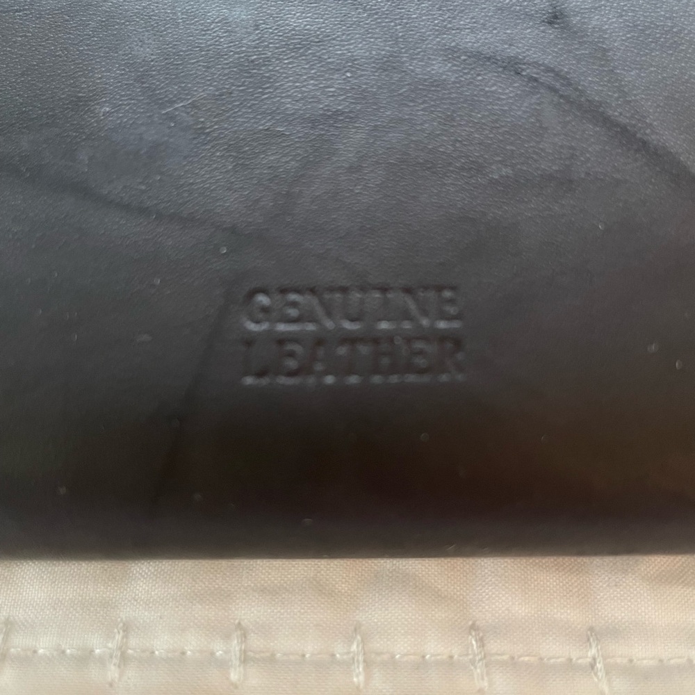 NWT Giani Bernini Black Leather Wallet with Silver Logo - Picture 5 of 11